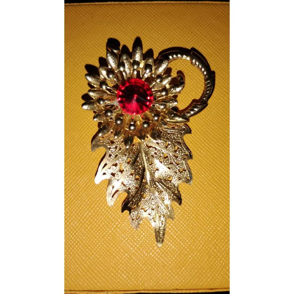 Vintage Victorian Revival Ruby Red Glass Filigree Leaf Brooch 2.5